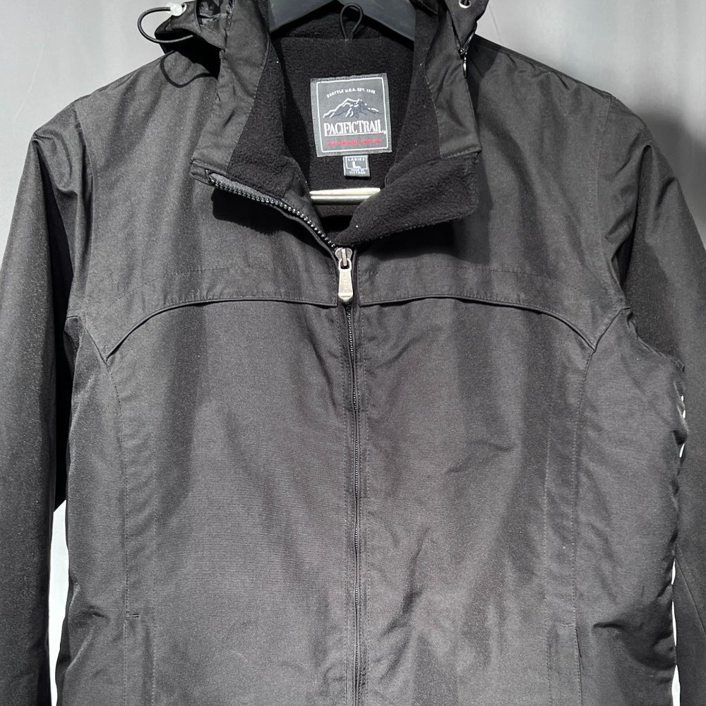 Womens Pacific Crest Ski Jacket with Hood (Size L)